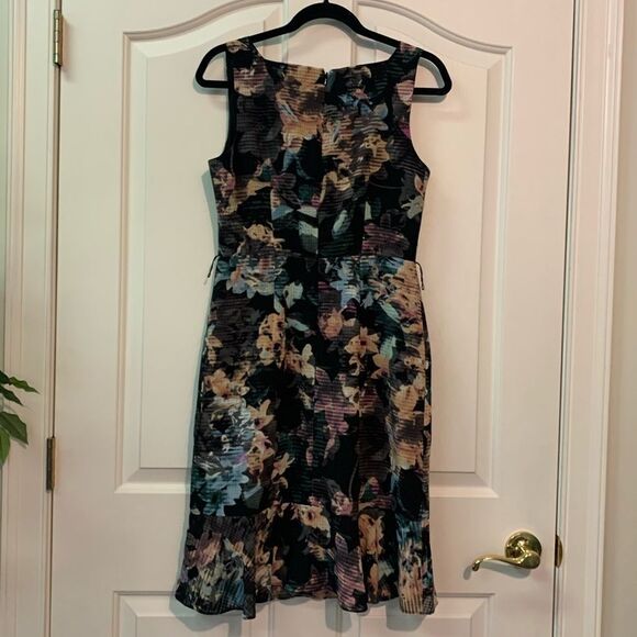 Outback Red Dress - Picture 3 of 5